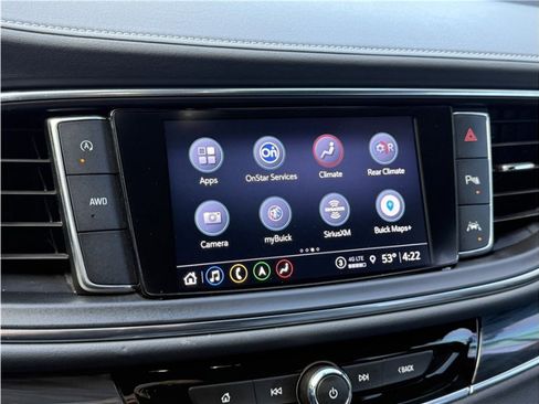 Used 2022 Buick Enclave Premium image 50