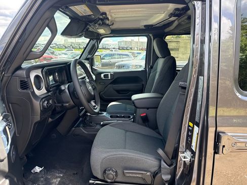 New 2026 Jeep Wrangler Unlimited Sport AWD/4WD image 17