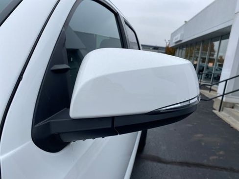 Used 2023 Toyota Tacoma TRD Sport image 9