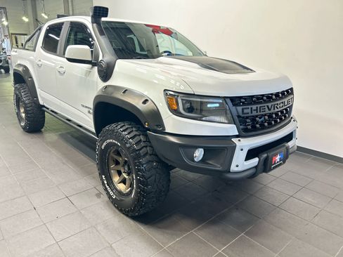 Used 2019 Chevrolet Colorado ZR2 w/ Colorado ZR2 Bison Edition AWD/4WD image 2