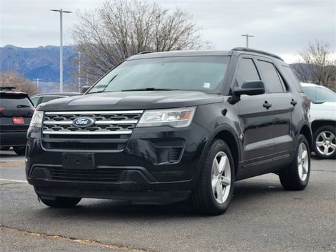 Used 2019 Ford Explorer FWD image 4