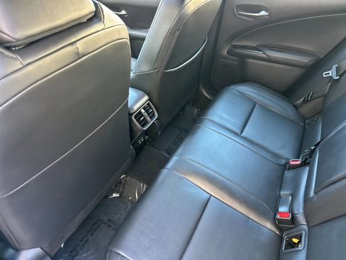 Used 2024 Lexus UX 250h F Sport FWD image 13