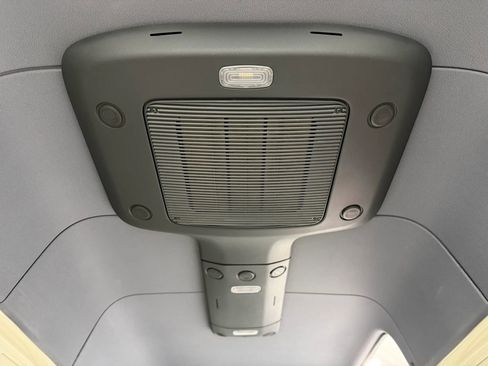 Used 2022 Mercedes-Benz Sprinter 2500 image 29