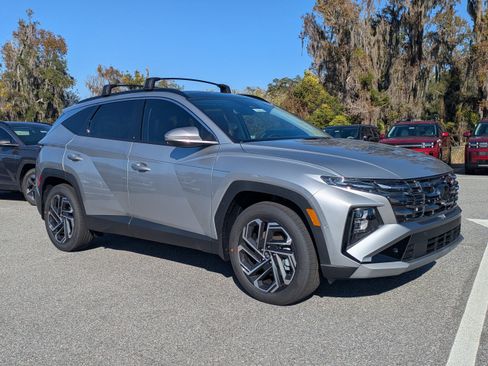 New 2026 Hyundai Tucson Limited FWD image 1