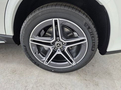 New 2026 Mercedes-Benz GLS 450 4MATIC image 14