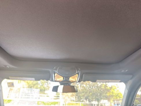 Used 2023 BMW i4 eDrive35 w/ Premium Package image 15