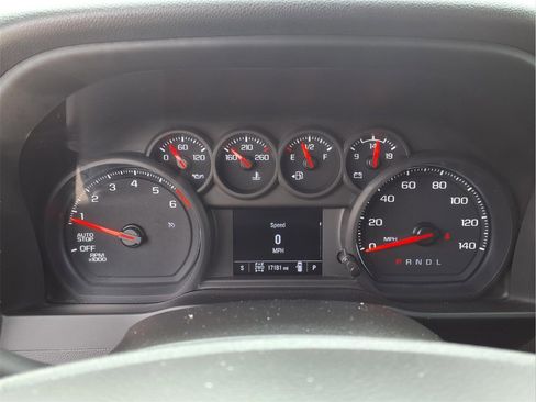 Used 2024 Chevrolet Silverado 1500 Custom image 24