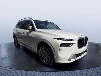 Used 2023 BMW X7 xDrive40i w/ Premium Package AWD/4WD video 1