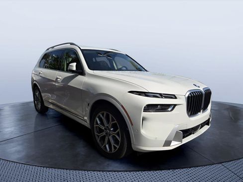 Used 2023 BMW X7 xDrive40i w/ Premium Package AWD/4WD image 1