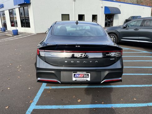 New 2026 Hyundai Sonata Blue image 4
