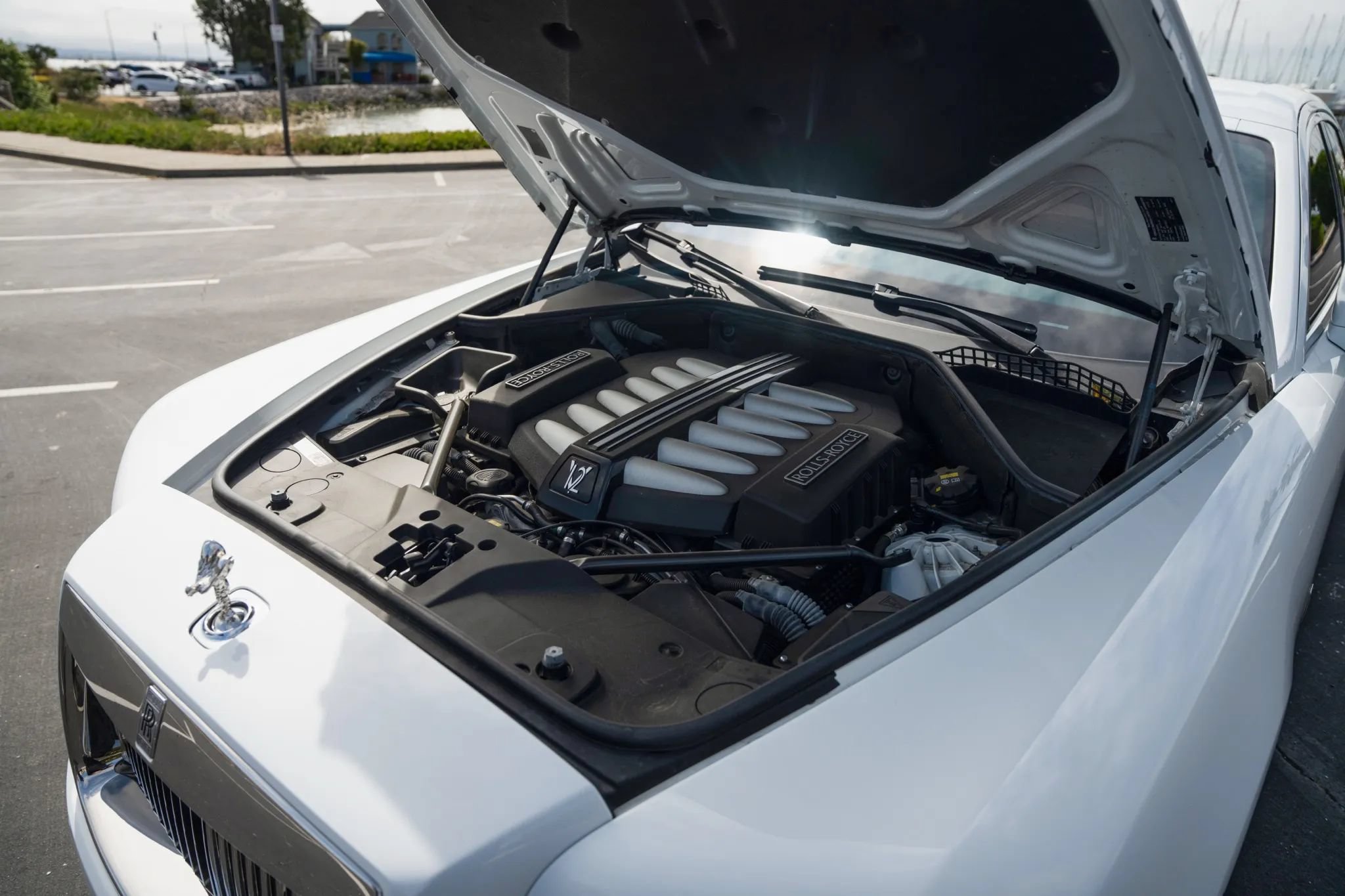 Used 2018 Rolls-Royce Ghost RWD image 44