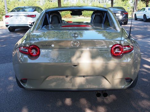 Used 2024 MAZDA MX-5 Miata RF Grand Touring RWD image 6