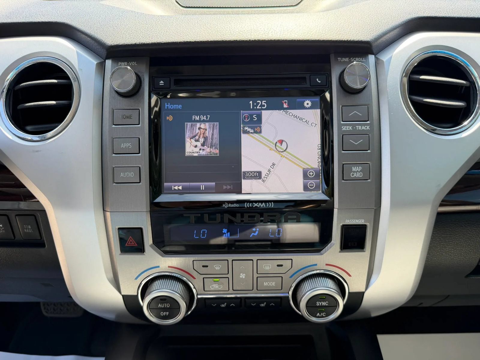 Used 2015 Toyota Tundra Limited RWD image 23