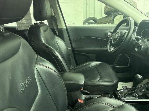 Certified 2018 Jeep Compass Limited image 14