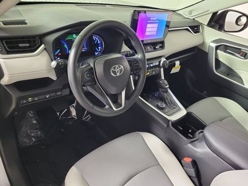 Used 2025 Toyota RAV4 XLE Premium w/ Weather Package AWD/4WD image 18
