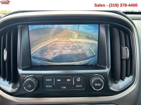 Used 2017 Chevrolet Colorado Z71 AWD/4WD image 17