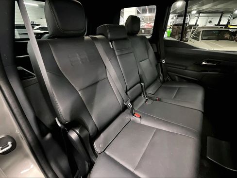 Used 2024 Lexus GX 550 image 20