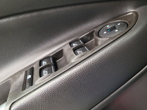 Used 2017 Ford Escape Titanium w/ Equipment Group 301A FWD image 27