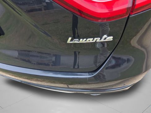 Used 2017 Maserati Levante S AWD/4WD image 31