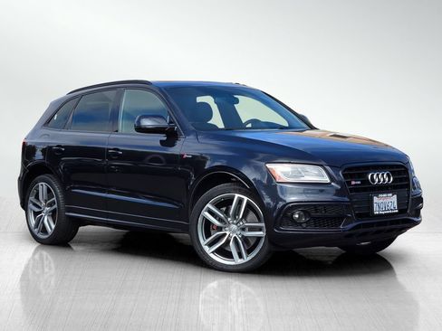 Used 2016 Audi SQ5 Premium Plus w/ Technology Package AWD/4WD image 2