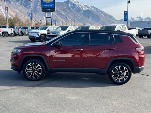 Used 2022 Jeep Compass Limited AWD/4WD image 15