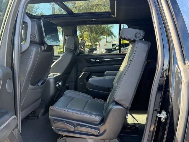 Certified 2024 GMC Yukon XL Denali w/ Denali Reserve Package AWD/4WD image 11