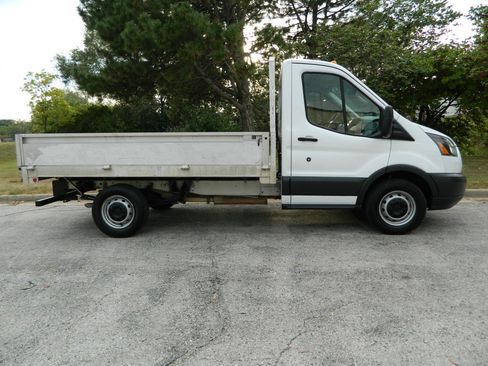 Used 2018 Ford Transit 250 138 image 5