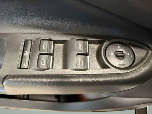 Used 2019 Ford Escape Titanium w/ U9j03 - Titanium Tow Package image 12