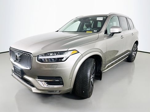 Used 2021 Volvo XC90 T6 Inscription w/ Advanced Package AWD/4WD image 3