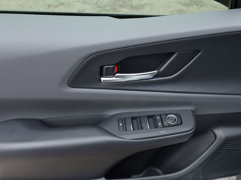 Used 2024 Toyota Prius XLE image 20