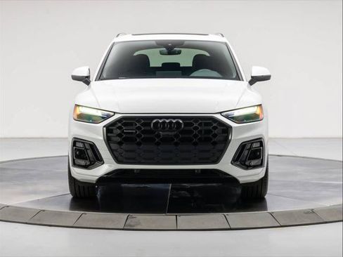 Used 2024 Audi Q5 e Premium Plus w/ Premium Plus Package AWD/4WD image 8