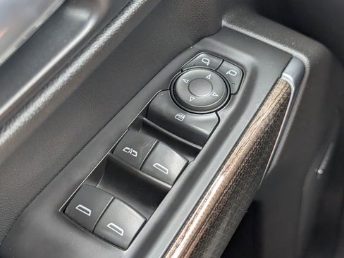 Used 2020 Chevrolet Silverado 1500 RST w/ All-Star Edition image 13