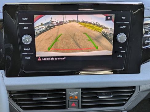 New 2026 Volkswagen Jetta SE FWD image 22