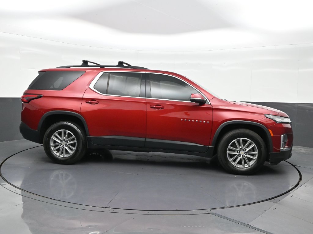 Used 2022 Chevrolet Traverse LT FWD image 7