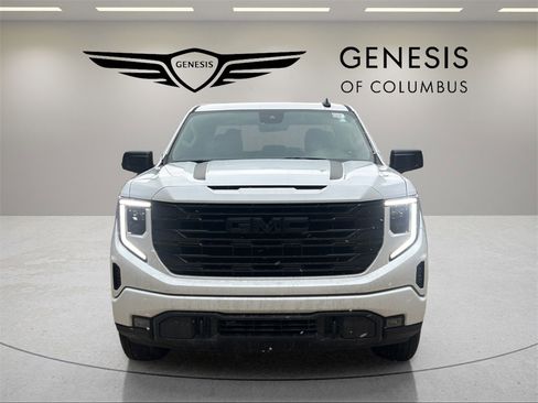 Used 2025 GMC Sierra 1500 Elevation image 8