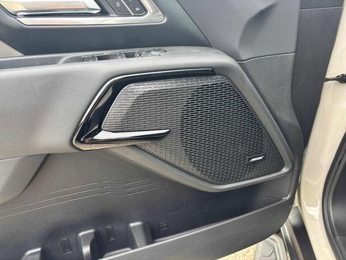 New 2026 Chevrolet Silverado EV Trail Boss w/ Premium Package image 18