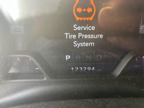 Used 2019 RAM 1500 Big Horn image 3