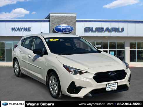 Certified 2025 Subaru Impreza 2.0i image 1