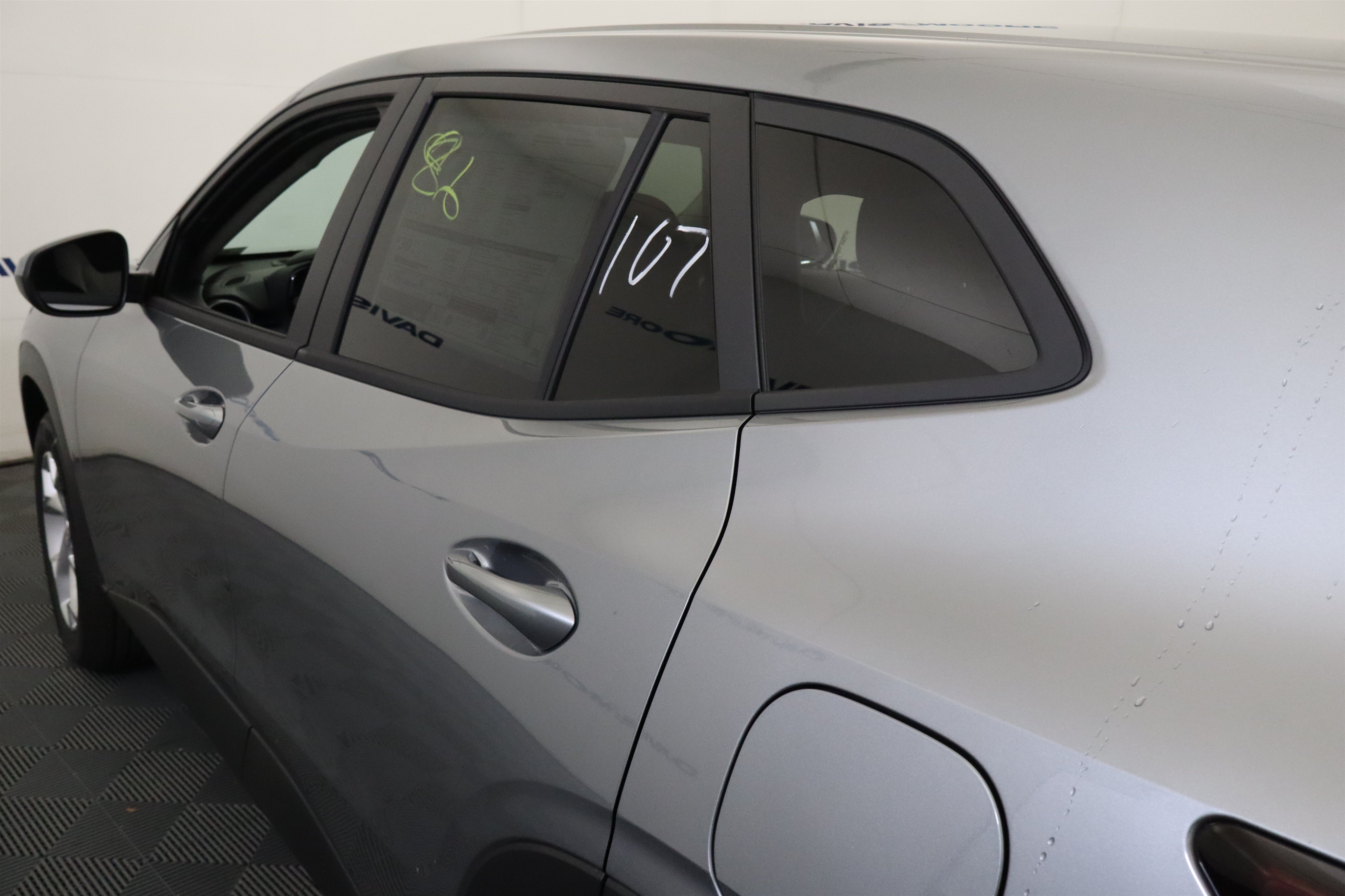 New 2026 Chevrolet Trax LS w/ LS Convenience Package FWD image 11