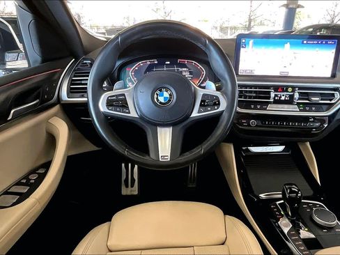 Used 2023 BMW X4 xDrive30i w/ M Sport Package image 6