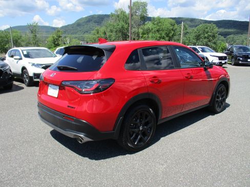 Certified 2024 Honda HR-V Sport image 5