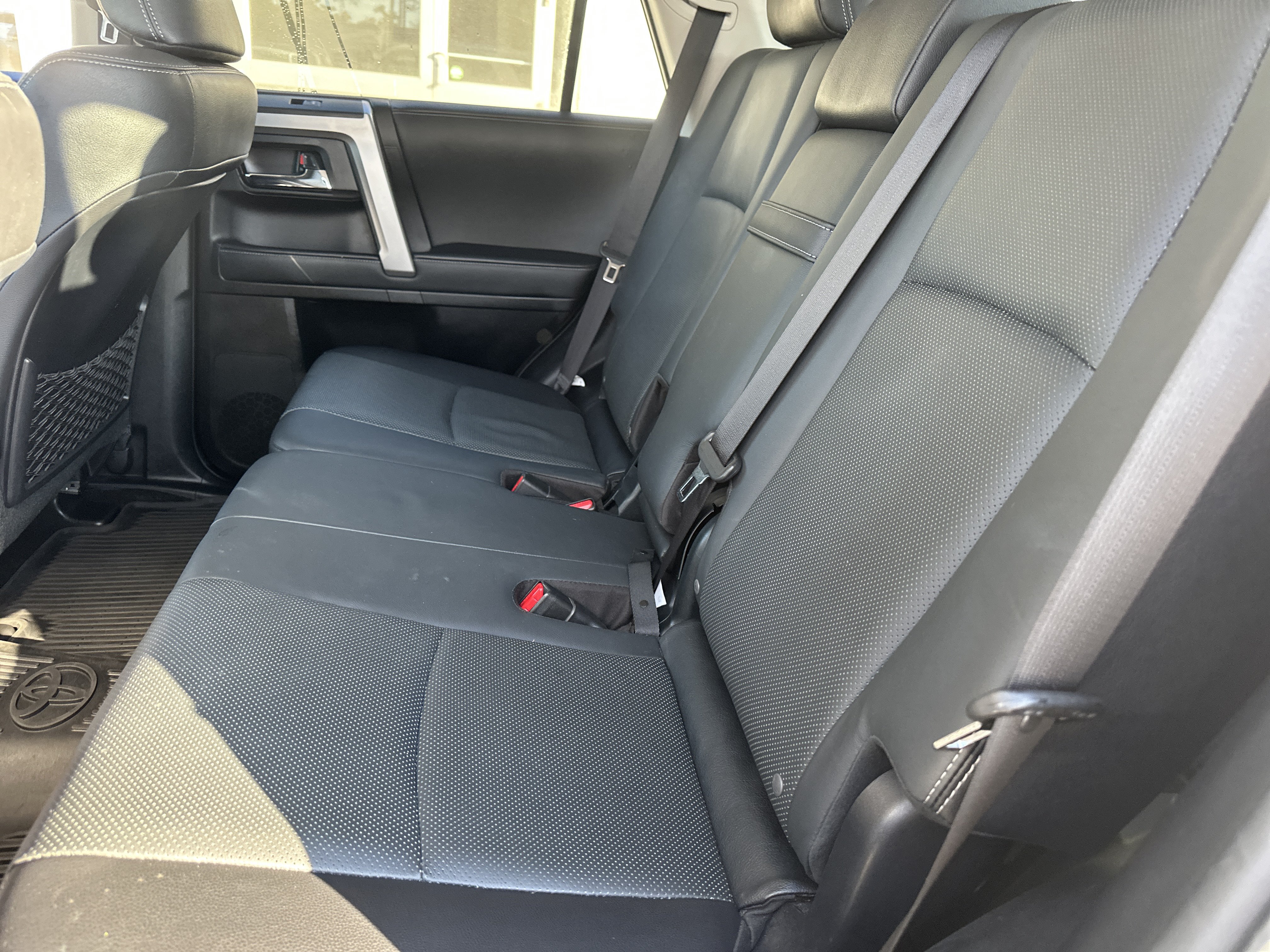 Used 2023 Toyota 4Runner Limited RWD image 12