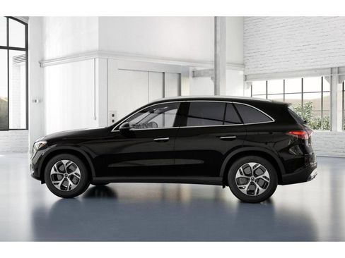 Used 2025 Mercedes-Benz GLC 350e 4MATIC image 33