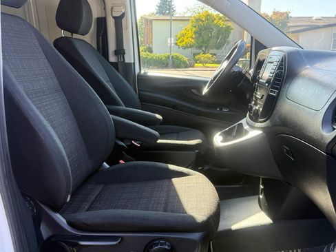 Used 2019 Mercedes-Benz Metris image 16