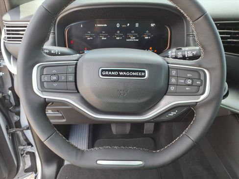 New 2026 Jeep Grand Wagoneer L Limited w/ 8-Passenger Seating Package AWD/4WD image 25