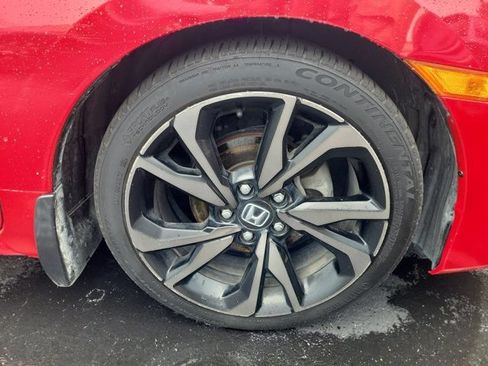 Used 2019 Honda Civic Sport image 2