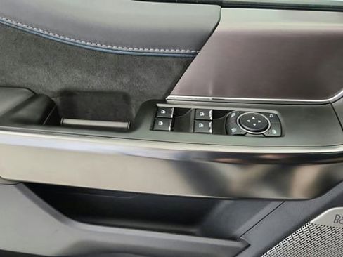 New 2025 Ford F150 Platinum image 19