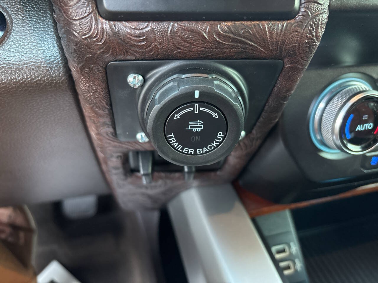 Used 2020 Ford F150 King Ranch w/ Equipment Group 601A Luxury AWD/4WD image 26