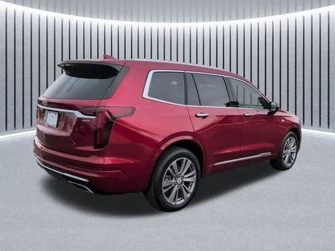 Certified 2024 Cadillac XT6 Premium Luxury w/ LPO, Floor Liner Package AWD/4WD image 3