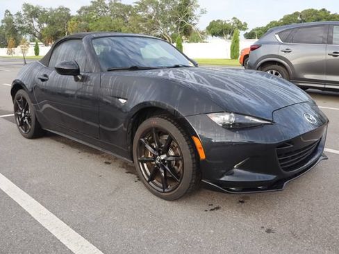 Used 2023 MAZDA MX-5 Miata Club RWD image 1